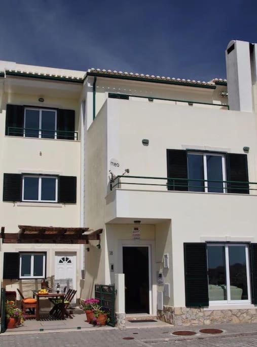 Sea Breeze House Ericeira - Ribeira Dilhas Beach Exterior foto