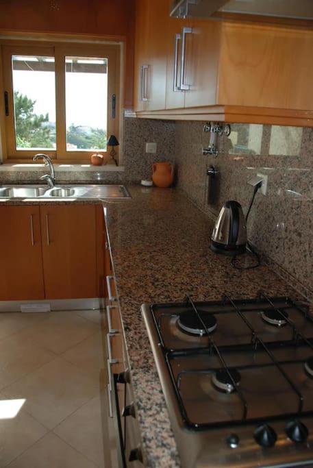 Sea Breeze House Ericeira - Ribeira Dilhas Beach Exterior foto